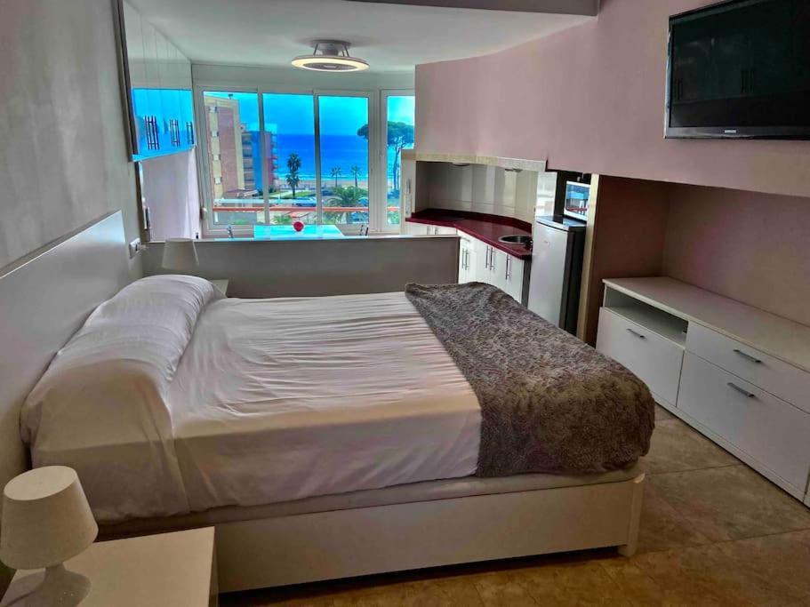 Apartamento Estudio Con Vistas Al Mar La Pineda Exterior foto