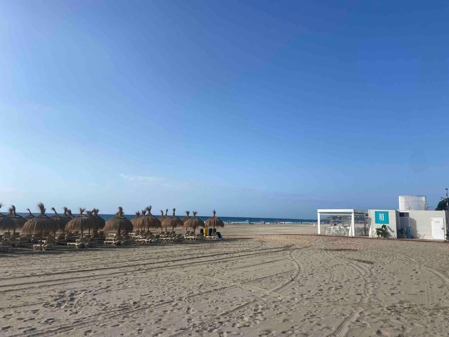 Apartamento Estudio Con Vistas Al Mar La Pineda Exterior foto